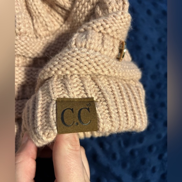 C.C Exclusive Women Ribbed Knit Solid Color Beanie Hat with Button for Mask - Picture 6 of 7